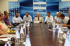 Επεισοδιακή είναι η συνεδρίαση της Superleague, που βρίσκεται σε εξέλιξη!