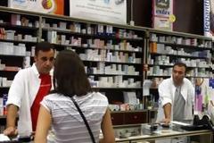 Ουρές στα φαρμακεία του ΕΟΠΥΥ για τα φάρμακα υψηλού κόστους