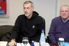 ΕΚΛΕΨΑΝ ΤΑ ΚΙΝΗΤΑ ΤΩΝ Σ. ΘΕΟΔΩΡΙΔΗ ΚΑΙ Γ. ΜΩΡΑΛΗ ΟΙ ΟΠΑΔΟΙ ΤΗΣ ΑΕΚ!