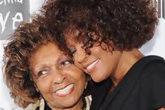 Βιβλίο για την Whitney Houston ετοιμάζει η μητέρα της