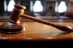 Πέντε άτομα κατηγορούνται για κλοπή καυσίμων από στρατόπεδο της Λάρισας