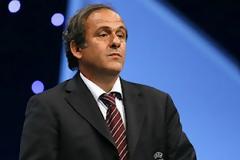 Πλατινί: «Πόνταρε κανείς στην Ελλάδα το 2004;»