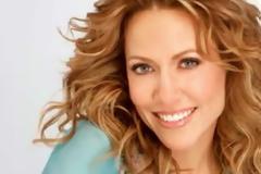 Sheryl Crow: Διαγνώστηκε με όγκο στον εγκέφαλο!