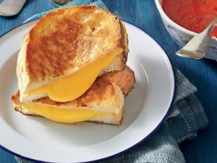 Φωτογραφία για Πώς να φτιάξεις το τέλειο σάντουιτς με λιωμένο τυρί