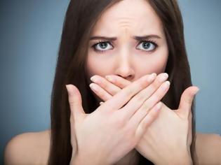 Φωτογραφία για Κακοσμία στόματος: Αίτια και 5 μυστικά για να μην μυρίζει το στόμα σας