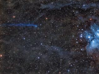 Φωτογραφία για NASA: Ο Μπλέ Κομήτης που συναντά τα Μπλέ Αστέρια