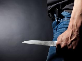 Φωτογραφία για Καταστηματάρχης έβγαλε μαχαίρι σε υπαλλήλους της ΔΕΗ επειδή πήγαν να διακόψουν την ρευματοκλοπή