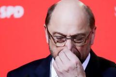 Γερμανία: Ο Σουλτς δίνει το «δαχτυλίδι» στη Νάλες -Αντιδράσεις στο SPD