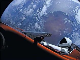 Φωτογραφία για Πόσες πιθανότητες έχει το Tesla Roadster να πέσει στη Γη;