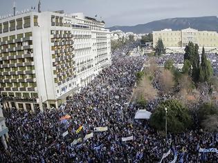 Φωτογραφία για Αποκαλυπτική έρευνα μετά τα συλλαλητήρια: Τι λένε οι Έλληνες για το Σκοπιανό