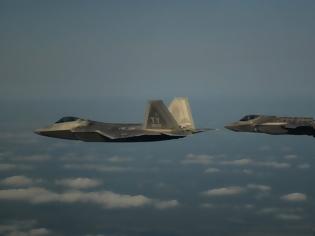 Φωτογραφία για Κενό ασφαλείας στα μαχητικά F-22 και F-35 από τελευταίες αποφάσεις στις ΗΠΑ;