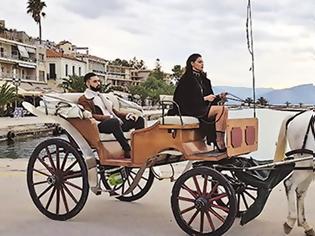 Φωτογραφία για Η Βρισηίδα Ανδριώτου σε ρόλο... καροτσέρισσας οδήγησε άμαξα με άλογο στο Ναύπλιο #survivorGR #grxpress #gossip #celebritiesnews