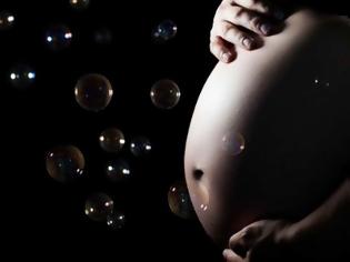 Φωτογραφία για Δύο εγκυμοσύνες -βόμβες στην ελληνική showbiz