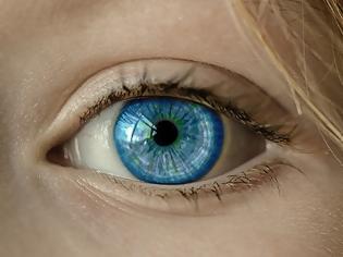 Φωτογραφία για Η τεχνολογία τεχνητής νοημοσύνης της Google προβλέπει καρδιαγγειακά νοσήματα μελετώντας τα μάτια του χρήστη