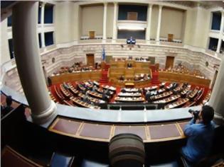 Φωτογραφία για Οσα έγιναν στη Βουλή: Οι ύβρεις, οι απειλές, οι συγκρούσεις, η συγκίνηση