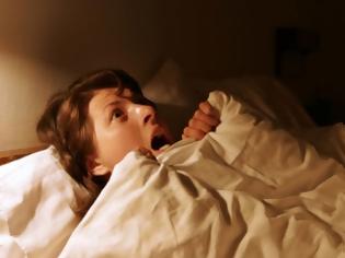 Φωτογραφία για Ακούτε έντονους θορύβους, ουρλιαχτά ή ανεξήγητες φωνές κατά τη διάρκεια του ύπνου; Υπάρχει εξήγηση και θεραπεία