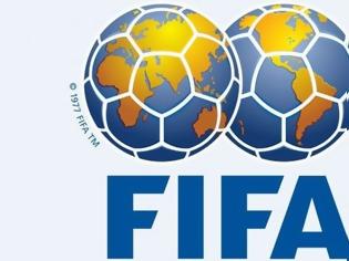 Φωτογραφία για Σκέψεις της FIFA να πάρει το Μουντιάλ του 2022 από το Κατάρ