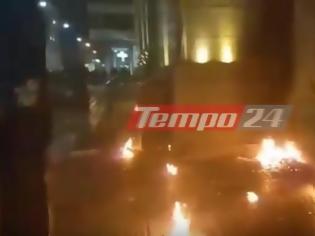 Φωτογραφία για Πάτρα: Αντιεξουσιαστές παγίδευσαν αυτοκίνητο Αστυνομικού! Ανάληψη ευθύνης για τις επιθέσεις που έγιναν τα ξημερώματα -Επί ποδός η ΕΛ.ΑΣ.