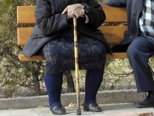 Φωτογραφία για Σάλος στην Κρήτη - 83χρονος επιχείρησε να βιάσει την 73χρονη φιλενάδα του - Οι...ροζ φωτογραφίες στο κινητό