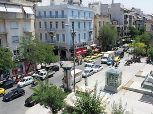 Φωτογραφία για Έγκλημα στο κέντρο της Αθήνας: Δολοφονήθηκε νεαρός αλλοδαπός στην πλατεία Βικτωρίας