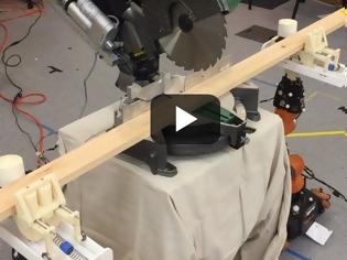 Φωτογραφία για Το πρώτο «έξυπνο» ρομπότ-ξυλουργός! [video]