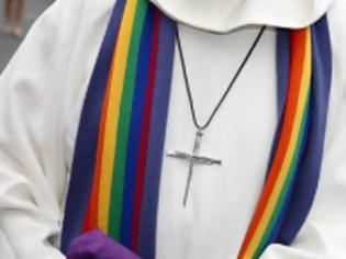 Φωτογραφία για Νέο σκάνδαλο στην Καθολική Εκκλησία: Ζιγκολό «κάρφωσε» τη διπλή ζωή 40 γκέι κληρικών