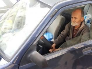 Φωτογραφία για Αγρίνιο: Κοιμάται τρεις μήνες μέσα σε αυτοκίνητο! (ΔΕΙΤΕ ΦΩΤΟ)