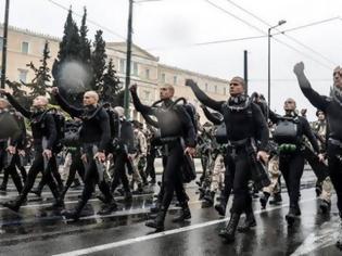 Φωτογραφία για Υποστράτηγος ε.α. Λάμπρος Τζούμης: Η παρέλαση της 25ης Μαρτίου να γίνει στον...