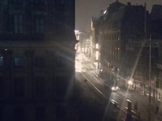 Φωτογραφία για Ολλανδία: Πολύωρο μπλακάουτ στο Άμστερνταμ εξαιτίας τεχνικής βλάβης