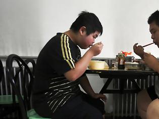 Φωτογραφία για Τι κάνουν οι Κινέζοι για να αντιμετωπίσουν την παχυσαρκία;