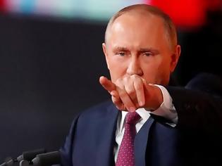 Φωτογραφία για Ρωσία: Τέσσερις μέρες πριν τις εκλογές, ο Πούτιν επισκέπτεται την Κριμαία