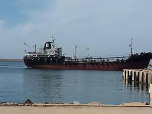 Φωτογραφία για Λιβύη: Κατασχέθηκε ελληνικό δεξαμενόπλοιο για λαθρεμπορία καυσίμων - Συνελήφθη το πλήρωμα