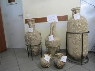 Φωτογραφία για Αρχαία αντικείμενα βρέθηκαν σε σπίτι 43χρονου στη Χαλκίδα (ΦΩΤΟ)
