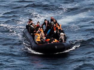 Φωτογραφία για Τραγωδία στο Αγαθονήσι: 16 οι νεκροί του ναυαγίου, μεταξύ των οποίων και επτά παιδιά