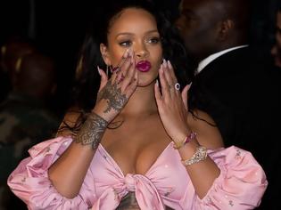 Φωτογραφία για Η Rihanna «κόστισε» στον CEO του Snapchat 150 εκατ. δολ. μέσα σε δύο ημέρες!