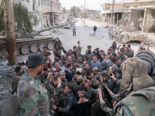 Φωτογραφία για Ο Άσαντ επισκέφθηκε θέσεις του στρατού στην Ανατολική Γούτα
