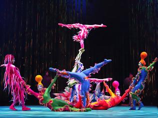 Φωτογραφία για ΒΙΝΤΕΟ ΣΟΚ! Δυστύχημα στο Cirque du Soleil - Νεκρός ο ακροβάτης!