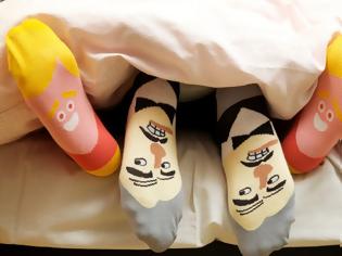 Φωτογραφία για Κοιμηθείτε με τις κάλτσες – Κάνει καλό στη σεξουαλική σας ζωή!