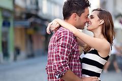 Eσείς γνωρίζατε αυτά τα δέκα πράγματα για το φιλί; #Radio #grxpress  #survivorGR
