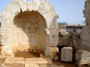 Φωτογραφία για Τουρκική βαρβαρότητα: Κατέστρεψαν χριστιανικό μνημείο της UNESCO έξω από την Αφρίν