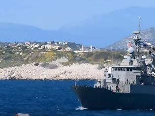Φωτογραφία για Φ/Γ Σπέτσαι : Η άφιξη της φρεγάτας στο λιμάνι του Πειραιά [video]