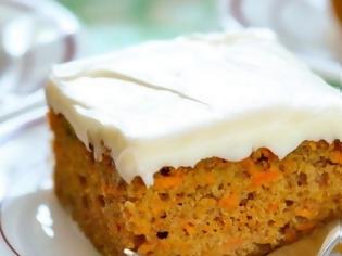 Φωτογραφία για Ζουμερό carrot cake με frosting από τυρί κρέμα