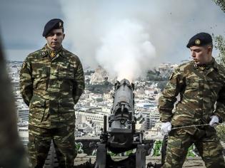 Φωτογραφία για 20 εντυπωσιακές ΦΩΤΟ από την Στρατιωτική παρέλαση στην Αθήνα