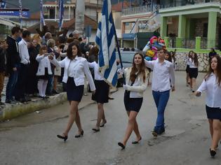 Φωτογραφία για Η μαθητική παρέλαση στην ΚΑΝΔΗΛΑ για την 25η Μαρτίου (ΦΩΤΟ: Βάσω Παππά)