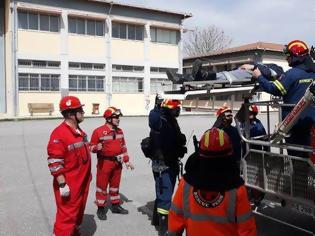 Φωτογραφία για Άσκηση αντιμετώπισης συνεπειών σε περίπτωση σεισμού στη Σπάρτη (φωτογραφίες)