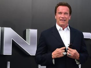 Φωτογραφία για Επείγουσα εγχείρηση ανοικτής καρδιάς για τον Arnold Schwarzenegger