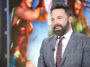 Φωτογραφία για Ο Ben Affleck σπάει επιτέλους τη σιωπή του και σχολιάζει το περίφημο τατουάζ του