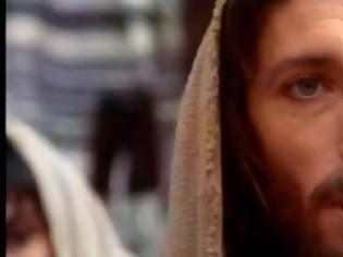 Φωτογραφία για Πως είναι σήμερα ο ηθοποιός που υποδύθηκε τον «Ιησού από τη Ναζαρέτ»;