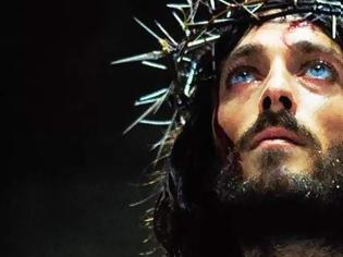 Φωτογραφία για Το τρικ του Φράνκο Τζεφιρέλι στον «Ιησού από τη Ναζαρέτ» που δεν είχε παρατηρήσει κανείς