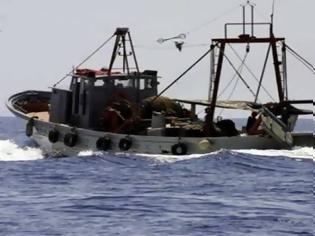 Φωτογραφία για Έντονη κινητικότητα των Τουρκικών αλιευτικών στο Αιγαίο τις τελευταίες μέρες (video)